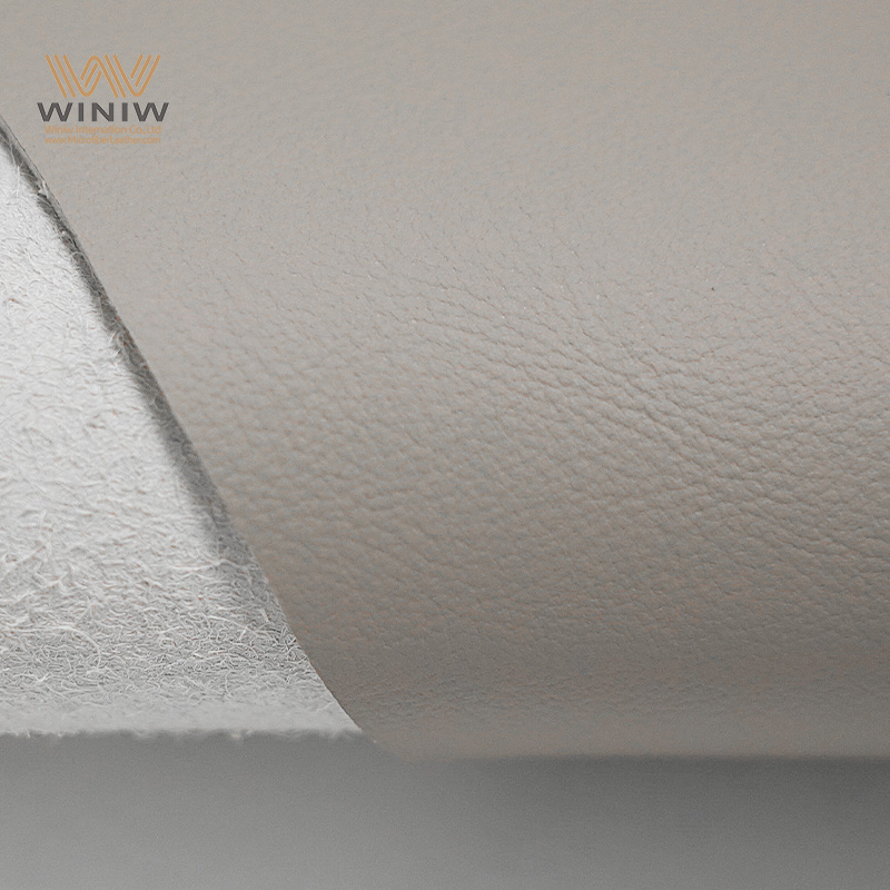 Silbernes PU-Leder – perfekt für Alltagsoutfits