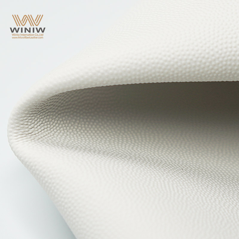 Geheimnisse der Fußballlederfabrik zur Herstellung echter Bälle