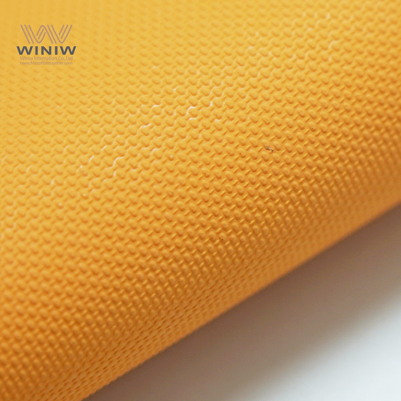 Testbericht: Fußball aus PU-Leder – Welcher personalisierte Ball fühlt sich am besten an?